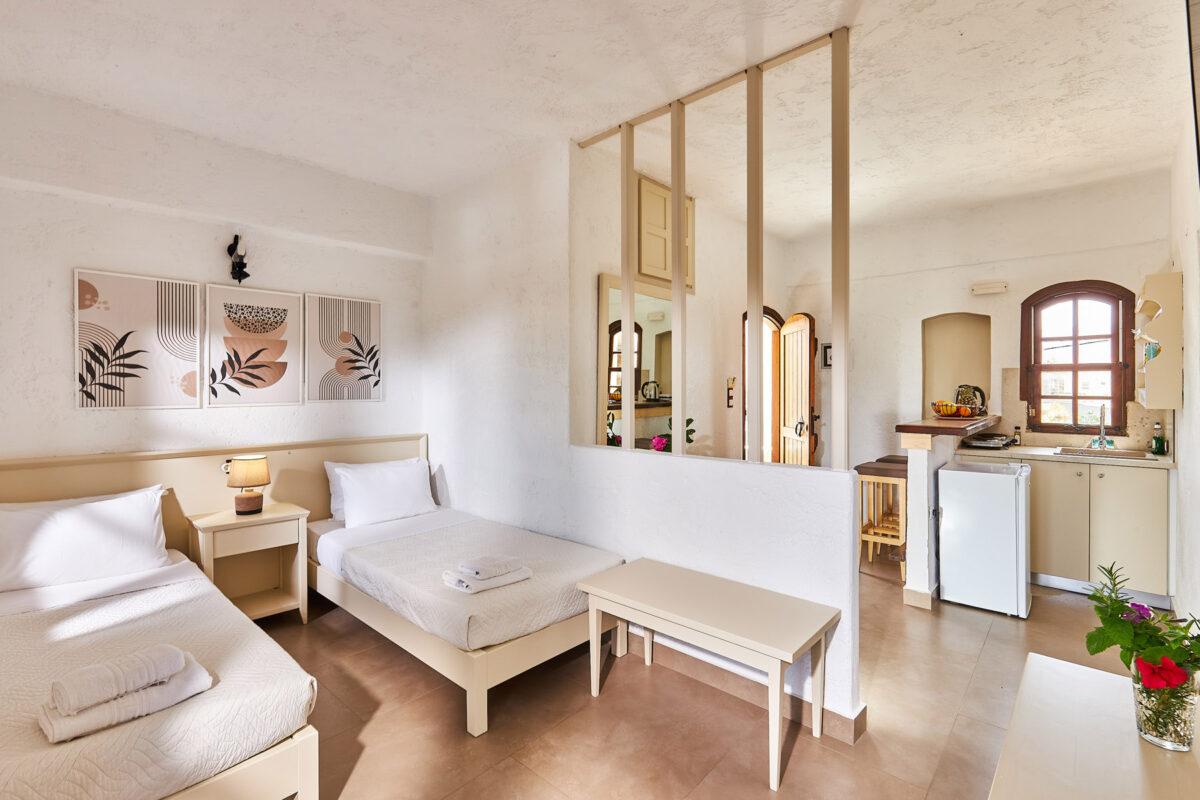 Mila Malia Studios Standard Double or Twin Studio II XXXVI Mila Malia Studios Standard Double or Twin Studio II XXXVI