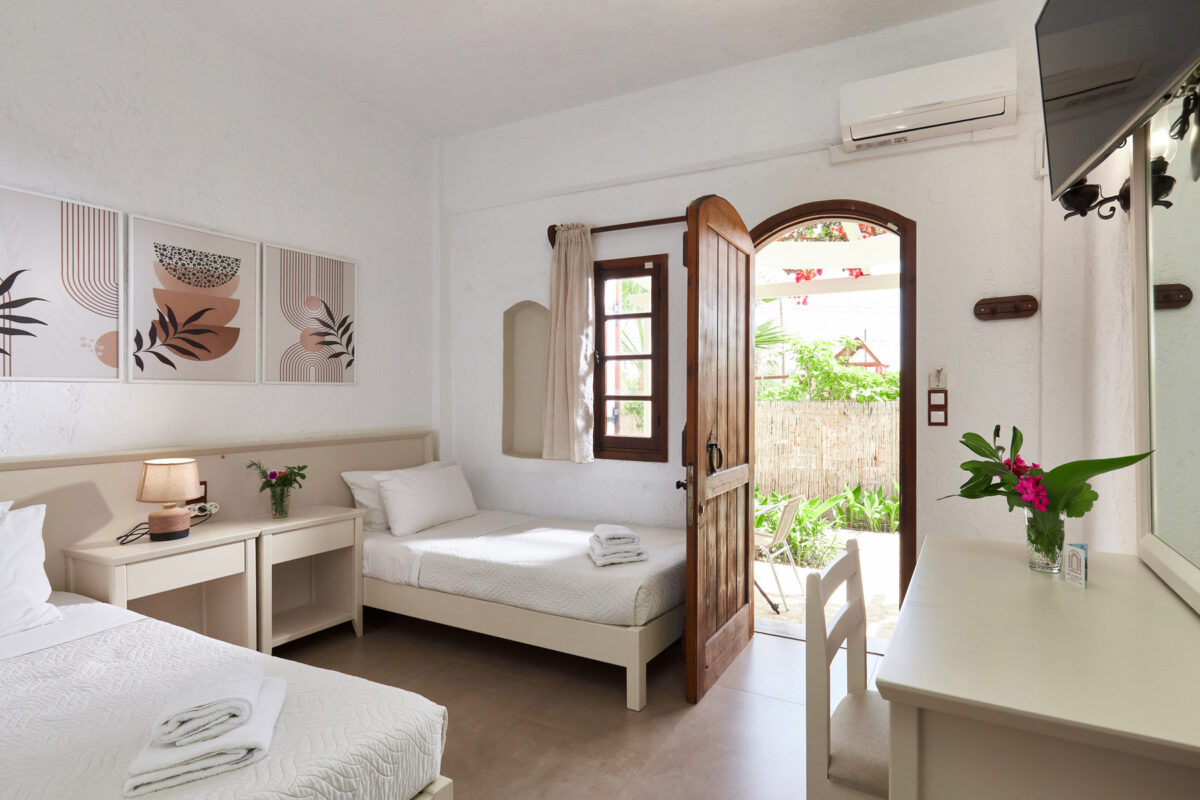 Mila Malia Studios Standard Triple Twin Studio LXXXVIII Mila Malia Studios Standard Triple Twin Studio LXXXVIII