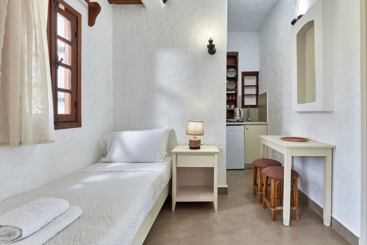 Mila Malia Studios Standard Triple Twin Studio XCI Mila Malia Studios Standard Triple Twin Studio XCI